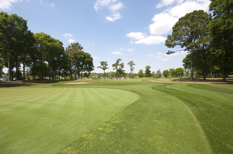 Dan Maples designed golf course in Sea Trail Plantation